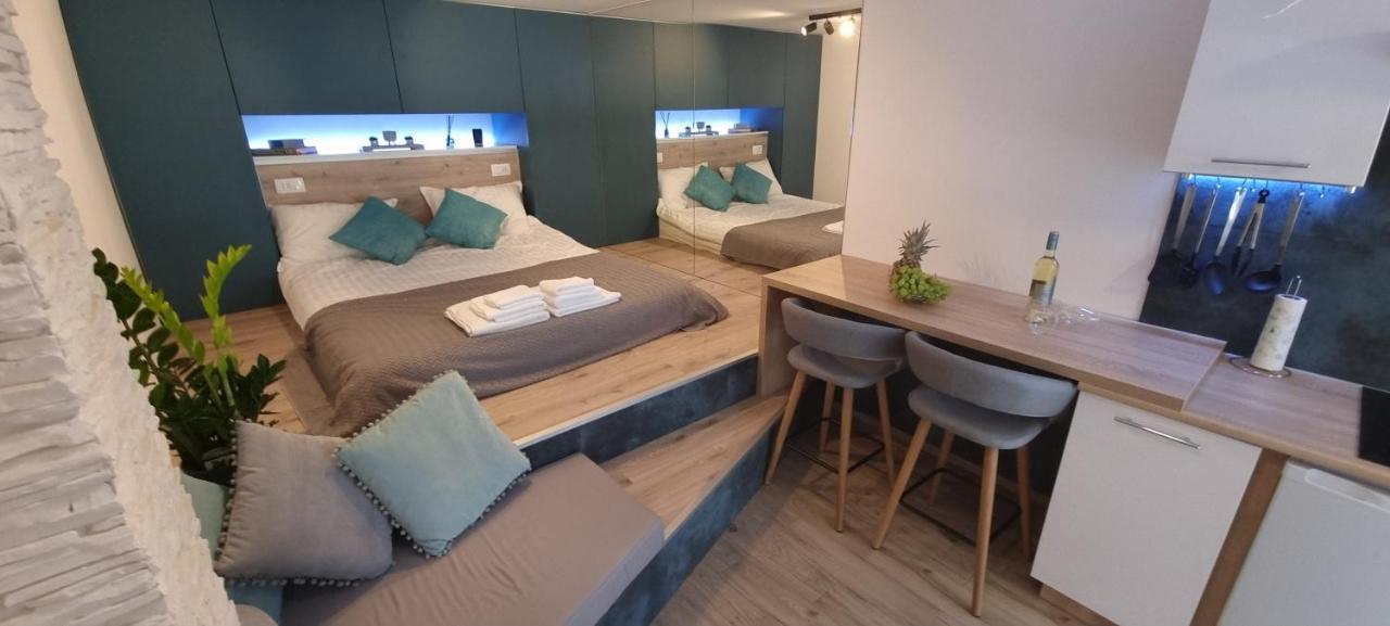 Appartement Studio Ayla à Rovinj Extérieur photo