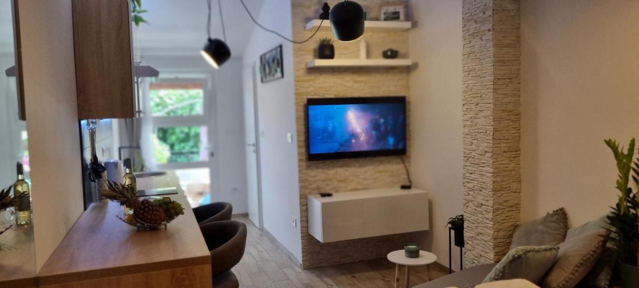 Appartement Studio Ayla à Rovinj Extérieur photo